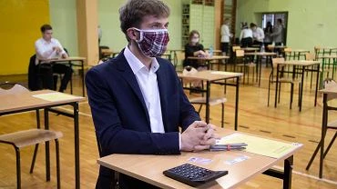 Egzamin smoklasisty odwoany? 
