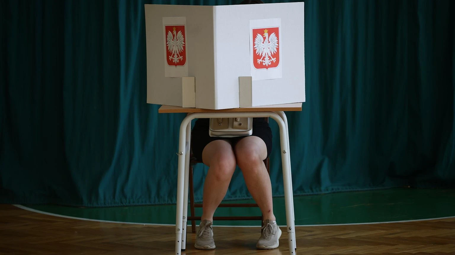 Strach, nerwy i brak snu. Wszystko przez politykę. Psychoterapeutka ma rozwiązanie
