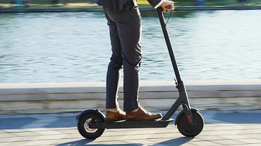 Hulajnoga elektryczna - o czym warto wiedzie przed zakupem? Podpowiadamy!
