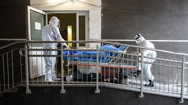 Koronawirus. Najwiksza liczba zgonw od pocztku epidemii. Z powodu COVID-19 zmaro 548 osb