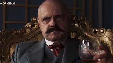 Arkadiusz Jakubik do serialu 