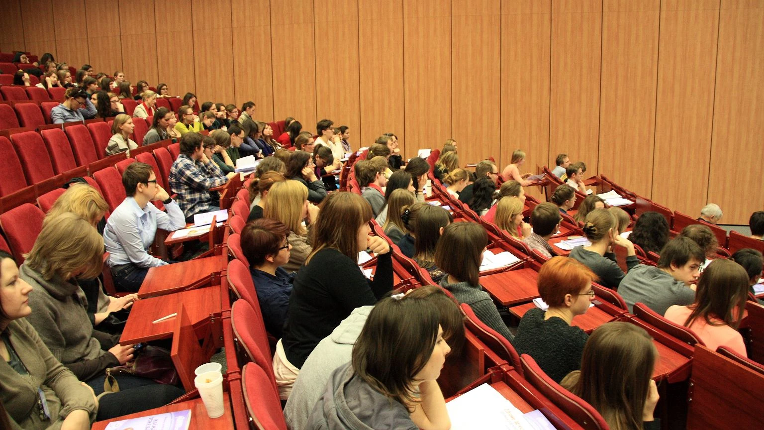 Płatne studia? Pomysł Mentzena budzi kontrowersje. 