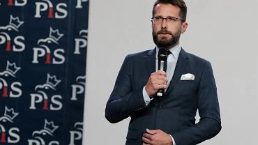 W cigu kilku dni decyzja ws. Zjednoczonej Prawicy. rdem kryzysu 