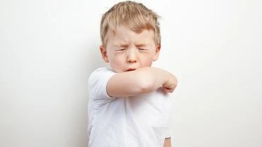 Zapalenie oskrzeli u dziecka - jakie s objawy i powikania choroby? Jak odrni je od astmy?