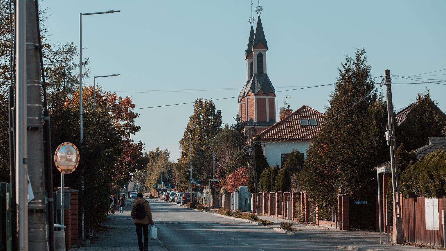 To największa wieś w Polsce. Rzut beretem od Warszawy. Od lat 90. liczba mieszkańców wzrosła 26-krotnie