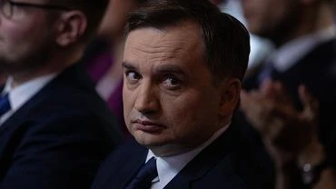 Sd kaza jej przeprosi pracodawc. Zbigniew Ziobro zapowiada postpowanie ws. Hansa G. 
