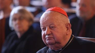 Kard. Dziwisz utrzymywa bliskie kontakty z utopionym w pedofilskim skandalu Legionem Chrystusa