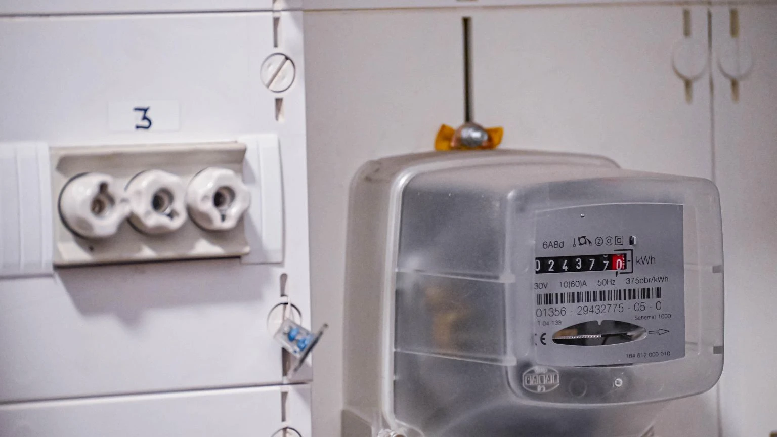 PieniÄdze na prÄd czekajÄ. Nawet 312 zĹ dodatku do rachunkĂłw. Dla kogo? SÄ ograniczenia