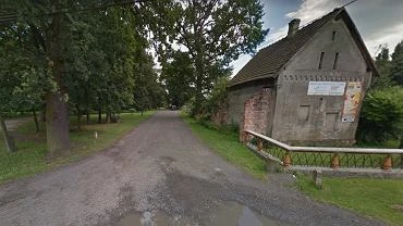Wierzbie. Omiolatka pogryziona przez psa, do szpitala zabra j helikopter. 