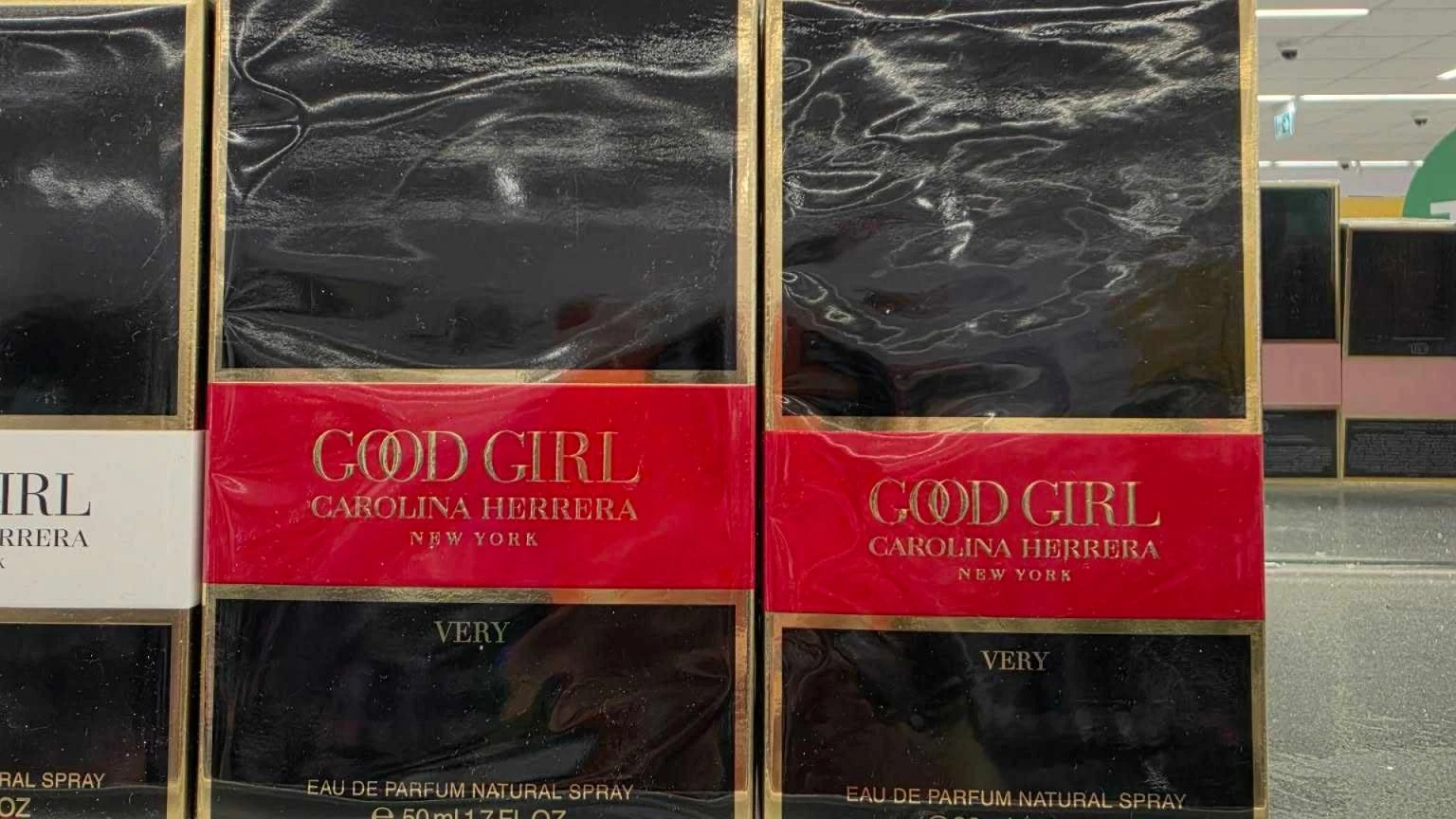 Te perfumy pachnÄ jak kultowa Carolina Herrera. RĂłĹźnica? W Action zapĹaciĹam za nie 20 zĹ