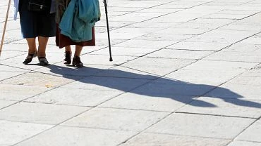 Waloryzacja emerytur dla najbiedniejszych. Wiceminister z wan deklaracj