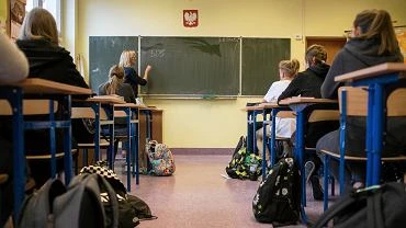 Rodzice chc zmian w systemie edukacji. Ponad poowa uwaa, e uczniowie maj za duo zada domowych
