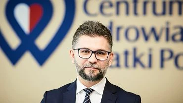 Prof. Maciej Banach: Obecnie wirus znajduje si w czwartej, bardziej zaraliwej fazie mutacji