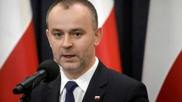 Andrzej Duda chce si pozby swojego ministra. Ale w rzdzie te go nie chc