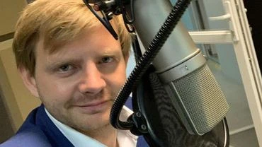 Rafa Zawierucha zaskoczy now fryzur. W takim wydaniu jeszcze go nie widzielimy. Wyglda jak nastolatek!