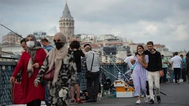 Turecki rzd zania statystyki zachorowa na koronawirusa. Nagy spadek liczby zakae wynika z manipulacji