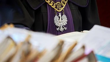 Ostroka. Wiedziaa, e jest zakaona koronawirusem, a mimo to pojechaa do sklepu. Sd wyda wyrok