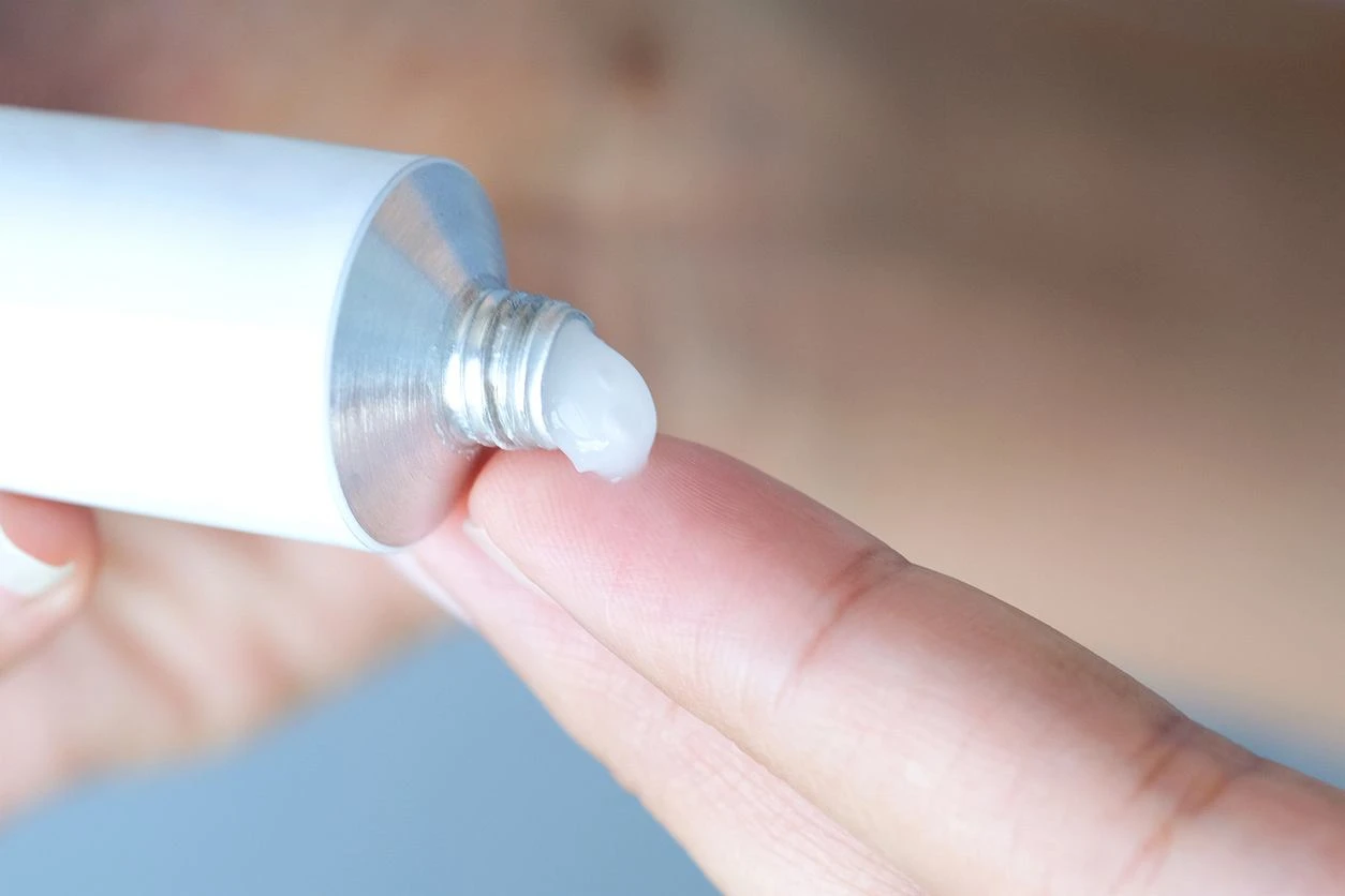 Apteczny hit za 4 zĹ. Kosztuje mniej niĹź kawa, a na zmarszczki dziaĹa jak walec