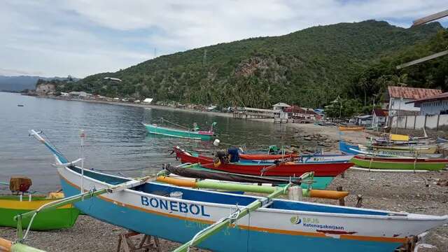 Menggali Keindahan Pantai Botubarani Gorontalo