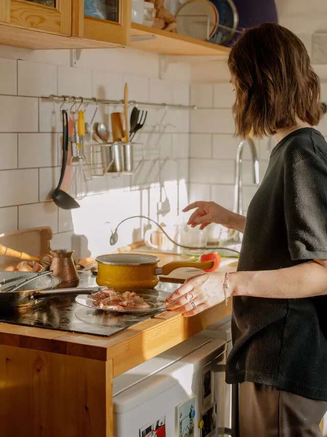 Cara Mengembalikan Kualitas Minyak Goreng yang Sudah Tengik, Jangan Langsung Buang!