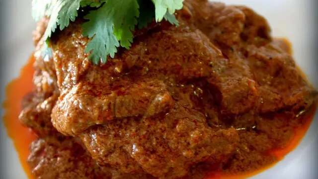 Rahasia Bumbu Kelapa Gongso, Kunci Rendang yang Gurih dan Autentik