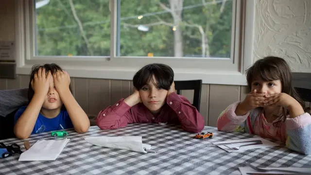 Orang Tua Wajib Tahu, 6 Cara Cegah Anak Jadi Narsistik Sejak Dini