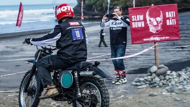 Pelumas Ini Dukung Gaya Bersepeda Motor Anak Muda Lewat Gelaran Slidetoberfest 2024