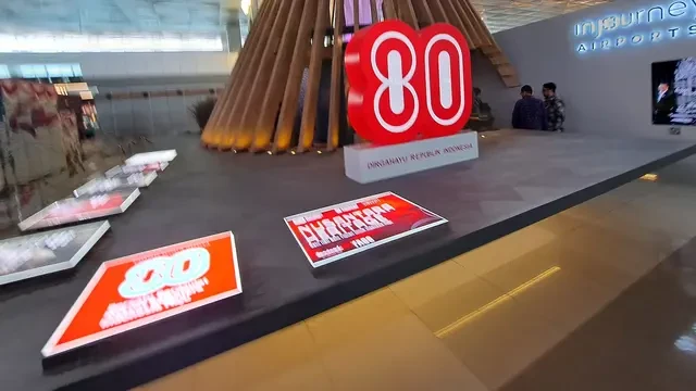 Sambut HUT RI, Rumah Adat Waerebo hingga Borobudur Hadir di Bandara Soetta
