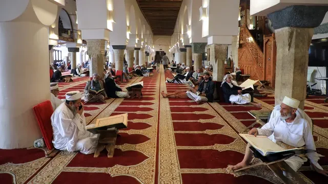 5 Amalan Saat dan Malam Isra Miraj di Bulan Rajab, Rugi Dilewatkan