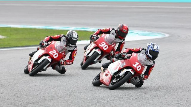 Pembalap Bintang Pranata Sukma Tampil Menjanjikan di IATC 2025 Sepang, Nyaris Podium