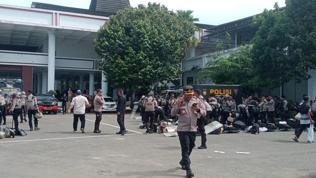 Mahasiswa Kembali Gelar Aksi Demonstrasi di DPRD Bengkulu, Aparat TNI-Polri Siaga Penuh