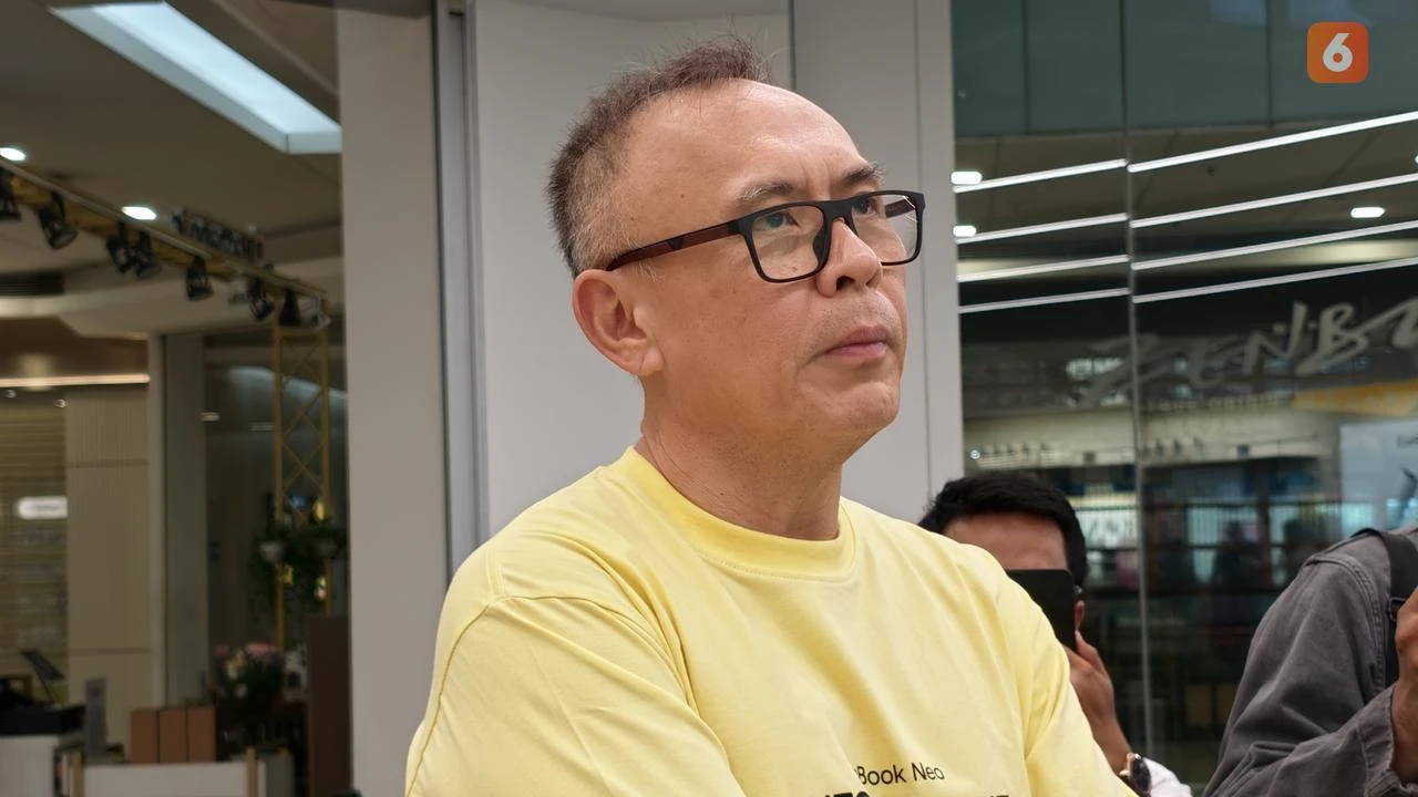 Bos Erajaya: MacBook Neo Sasar Gen Z dan First Buyer Apple