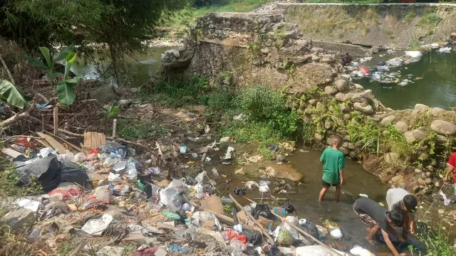 Bendungan Belum Diperbaiki, Warga Cirebon Khawatir Kembali Jadi Korban Banjir