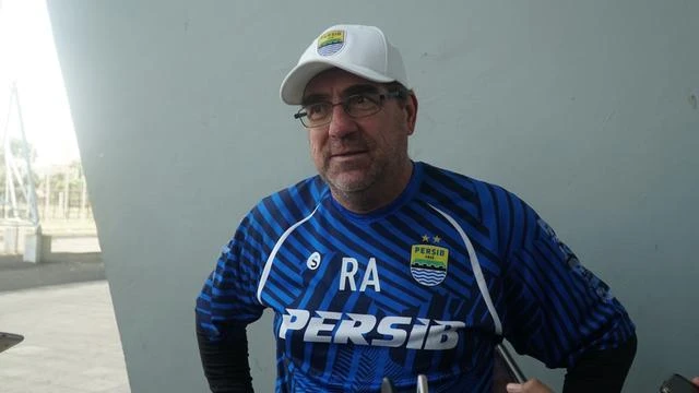 Piala Wali Kota Solo Ditunda, Begini Respons Pelatih Persib