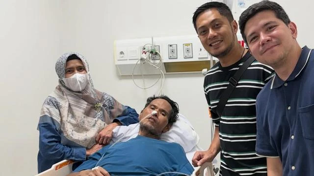 6 Potret Haru Artis Jenguk Fahmi Bo, Ada Raffi Ahmad hingga Haykal Kamil