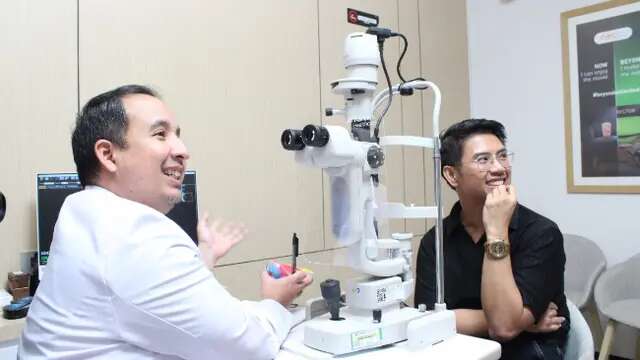 Cerita Ricky Cuaca Jalani Lasik di NEC Surabaya Dengan One Day Care