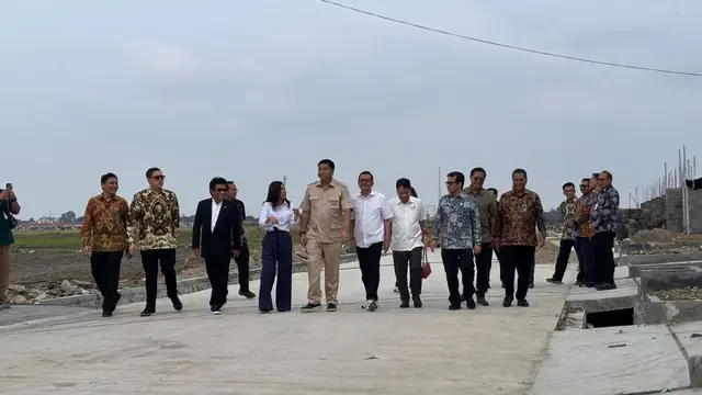 Menteri PKP dan Komdigi Serahkan Kunci Rumah untuk Wartawan di Perumahan Cibitung Bekasi
