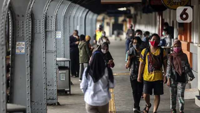 Rata-Rata Pengeluaran Kelompok Kelas Menengah Rp 3,35 Juta Sebulan, Mayoritas untuk Beli M...