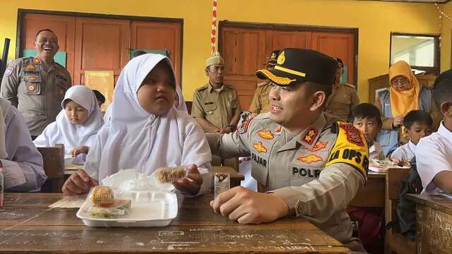 Polres Garut Mulai Program Makan Bergizi Gratis untuk Siswa SD