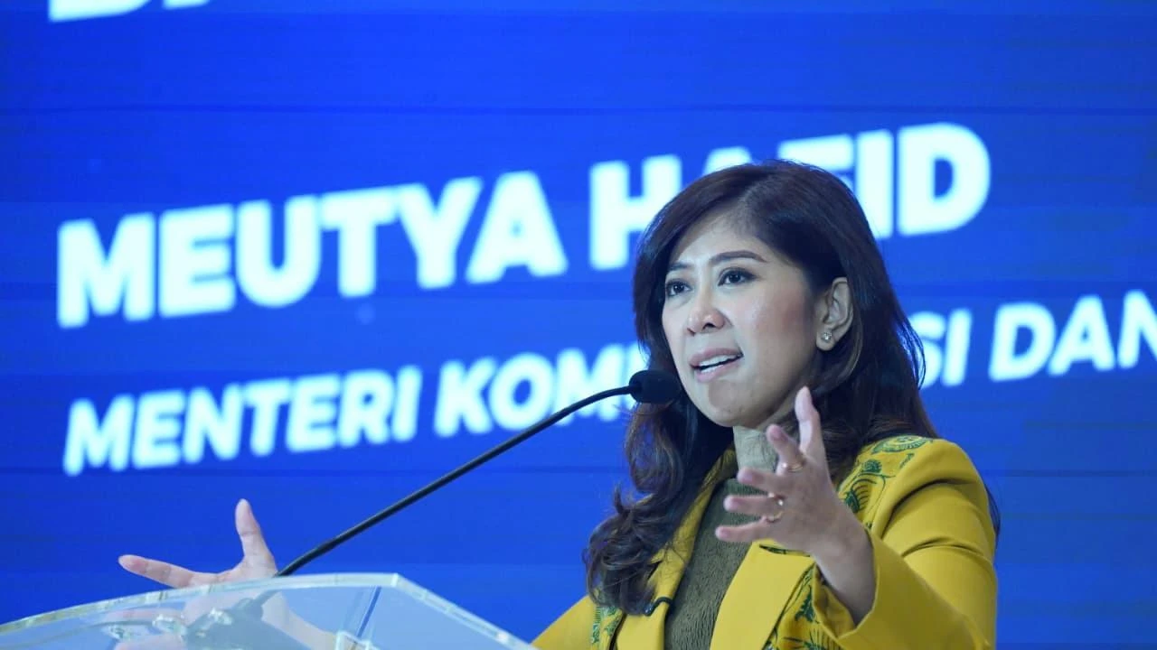 Perang Lawan Konten Negatif, Menkomdigi Ajak Lulusan Perguruan Tinggi Jaga Ruang Digital
