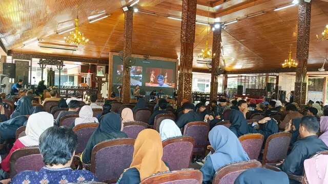 Kemendikbudristek Dorong Ajaran Samin Surosentiko Masuk Kurikulum Sekolah di Blora