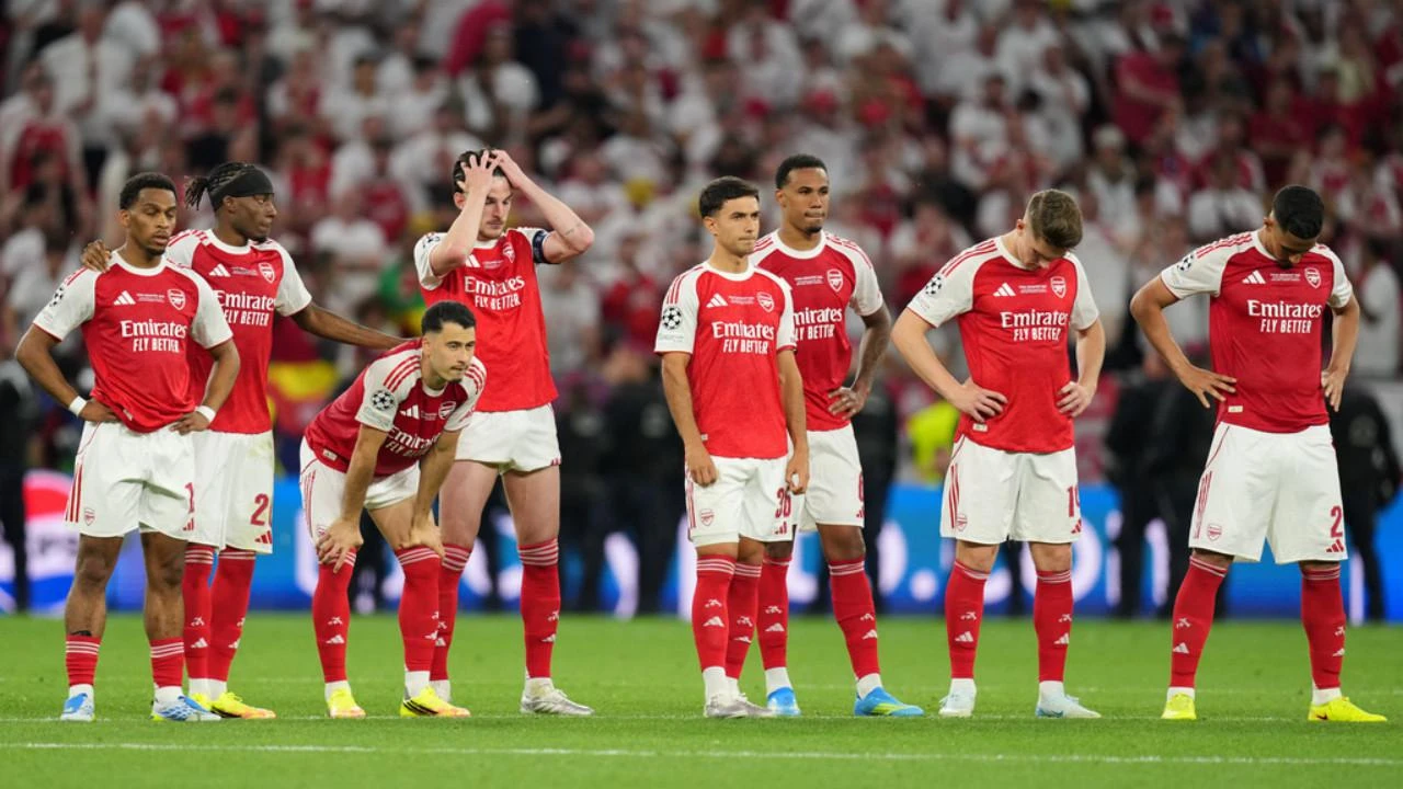 Top 3 Berita Bola: PSG Rusak Mimpi Besar Arsenal