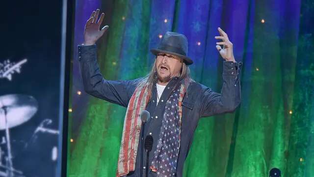 Ketahuan Belangnya, Kid Rock Goda-Goda Reporter TV saat Ditanya soal Pelantikan Donald Tru...