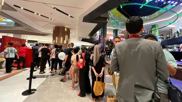 Belanja Makeup sampai Fesyen Lebaran Saat Midnight Sale Pakuwon Mall Bekasi, Diskonnya sam...