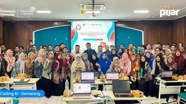 Dorong Tranformasi Pendidikan, Telkom Dukung Pembelajaran Coding dan AI di Sekolah