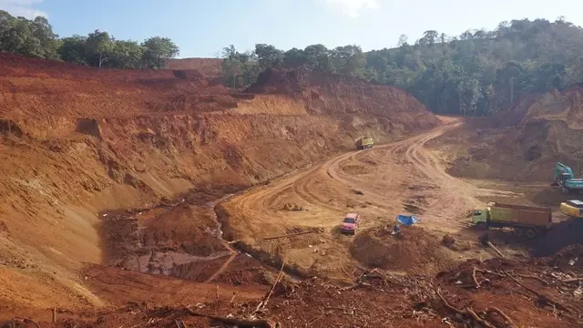 Satya Bumi dan Walhi Ungkap Fakta Mengerikan dalam Kandungan Urine Warga Pulau Kabaena