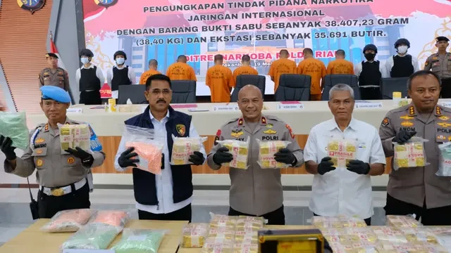 Polda Riau Tangkap 5 Kurir Narkotika Jaringan Internasional, Upahnya Ratusan Juta