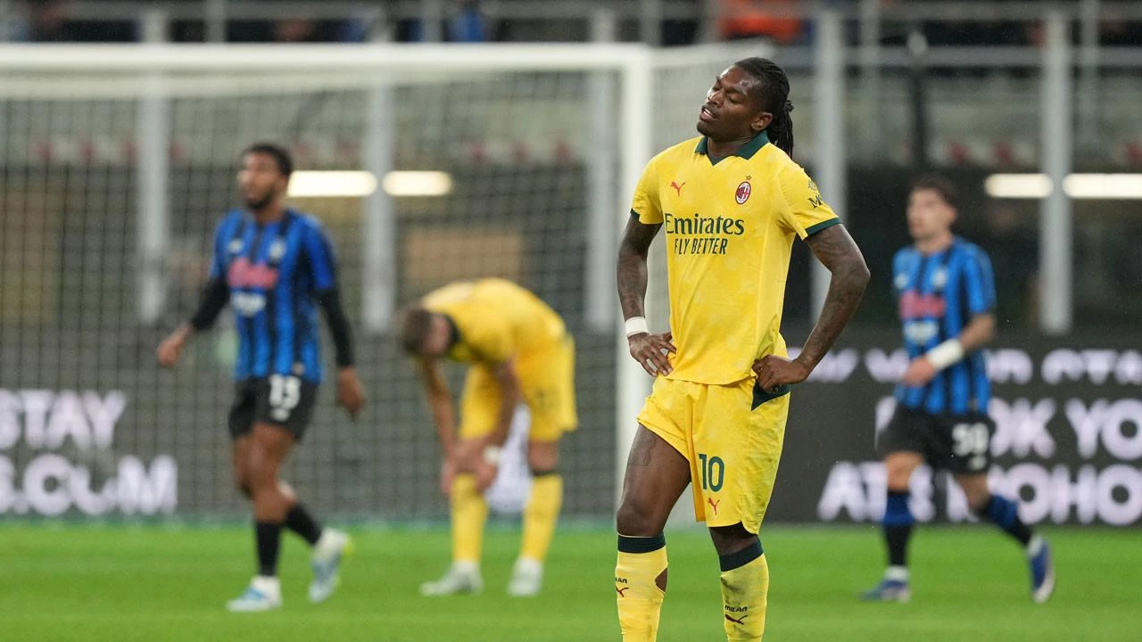 Kabar Bagus Bagi AC Milan: Ada Tawaran Masuk Untuk Rafael Leao