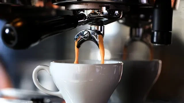6 Ritual Unik Minum Kopi di Berbagai Daerah di Indonesia