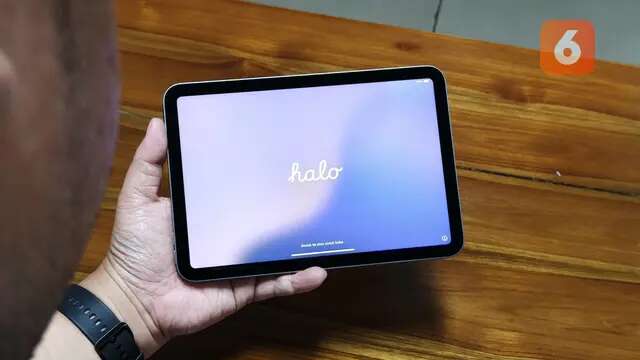 Unboxing iPad Mini 7 2024: Cek Isi Kotak Si Tablet Mungil dengan Chipset A17 Pro!